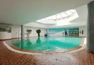Kryty basen w hotelu Marabout