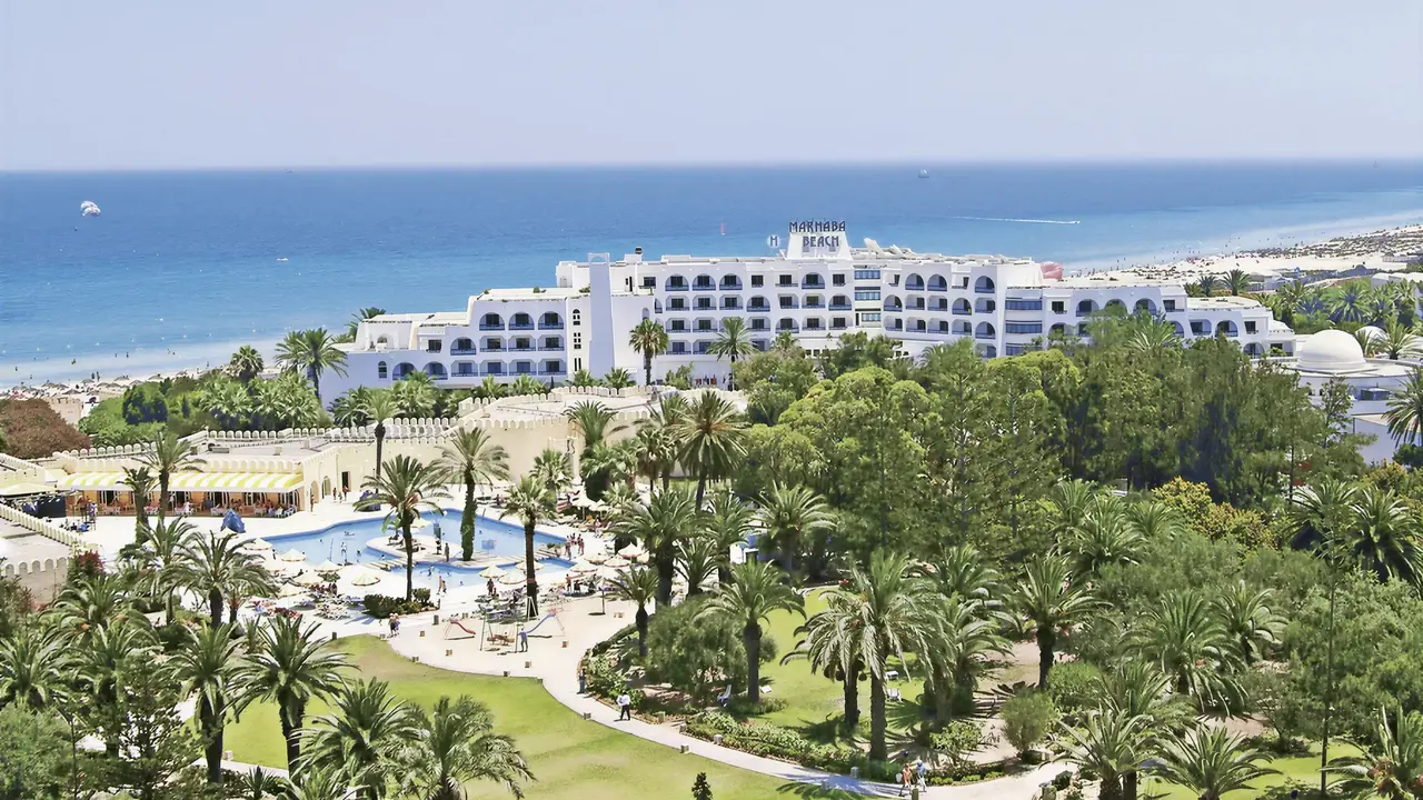 Widok na kompleks Marhaba Beach z lotu ptaka