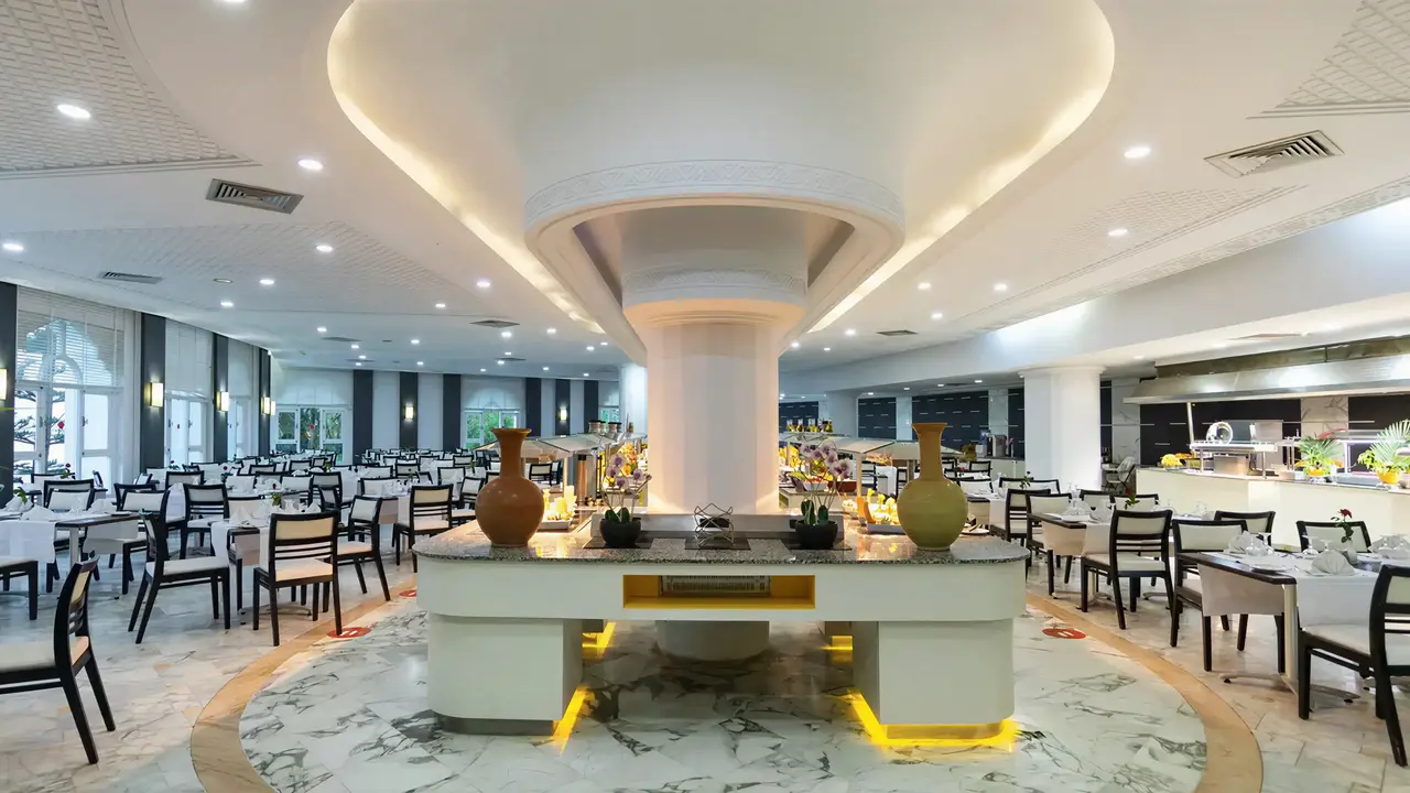 Restauracja z bufetem w hotelu Marhaba Salem
