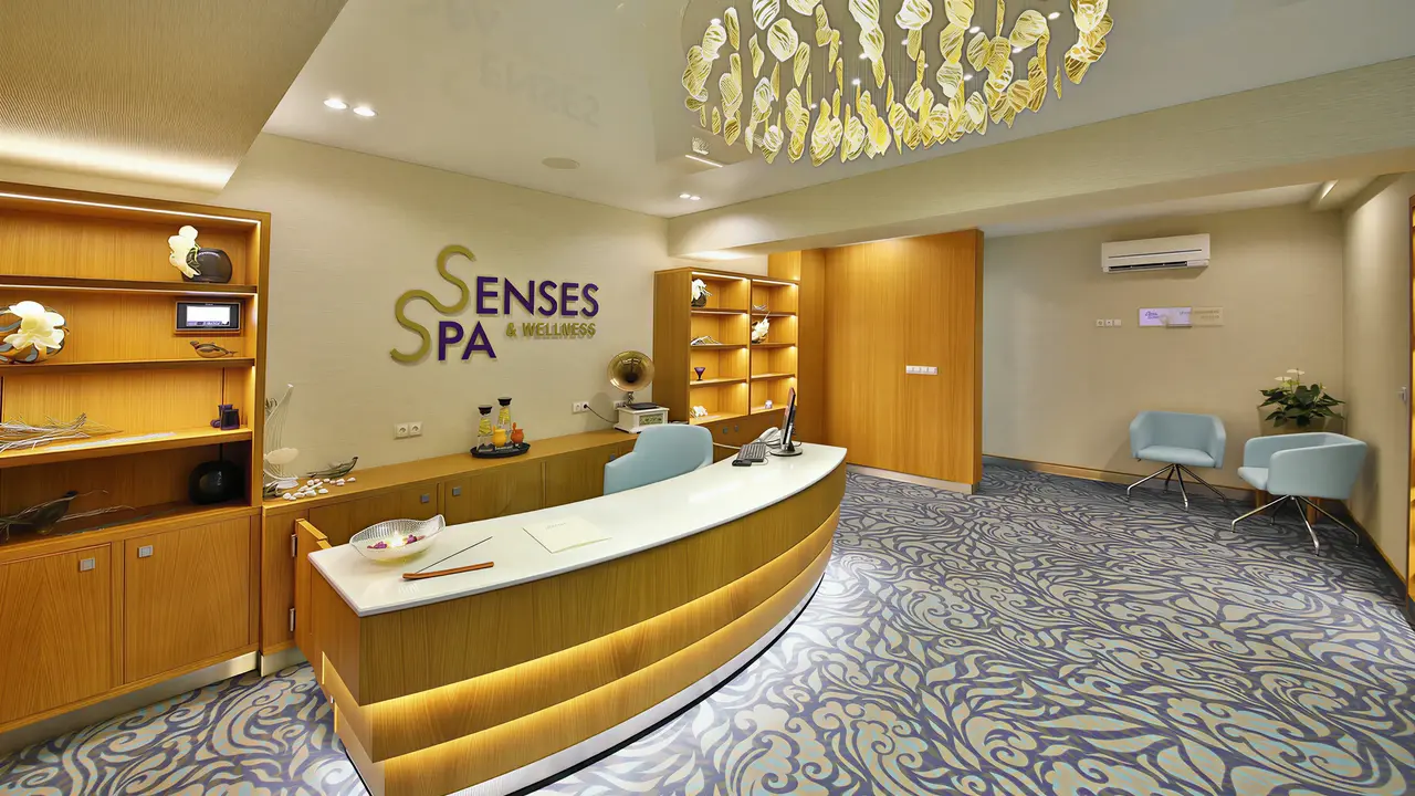 Recepcja strefy spa i wellness w Maritim Paradise Blue Albena