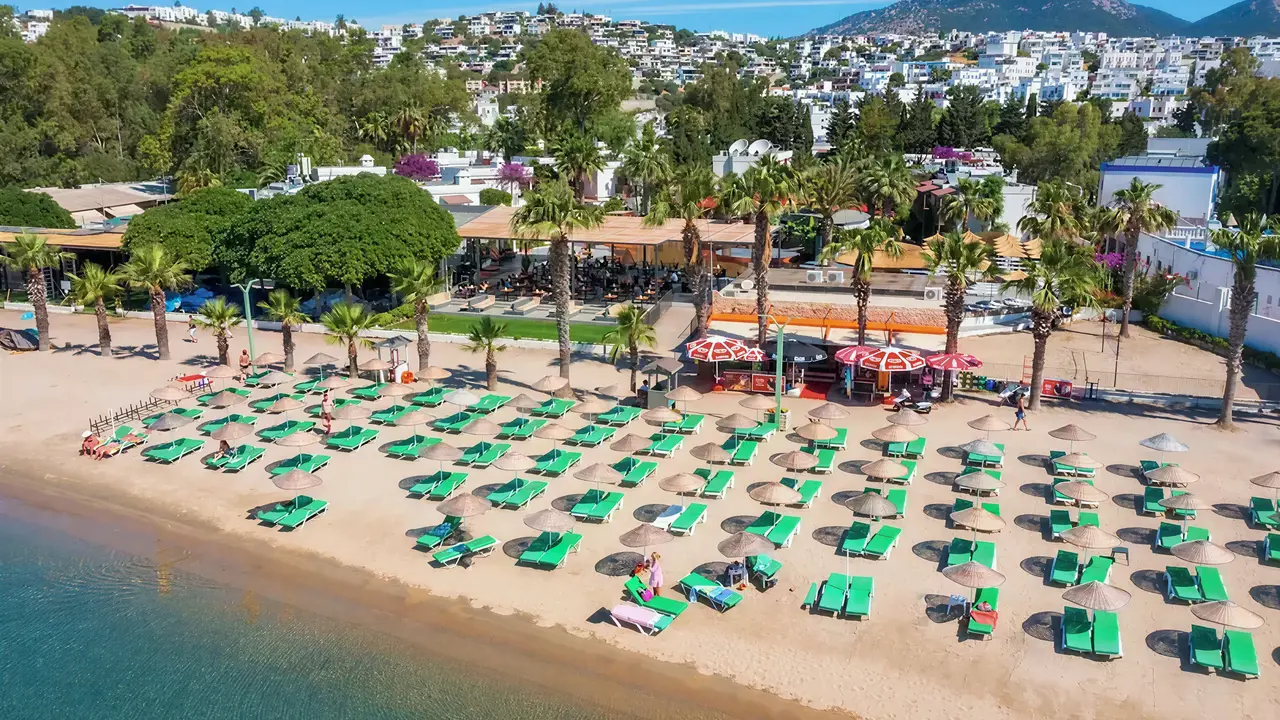 Widok na kompleks Marvida Senses Very Chic z plażą