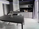 Nowoczesny pokój z aneksem kuchennym w Mazuria