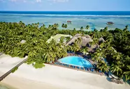 Widok z lotu ptaka na kompleks Medhufushi Island Resort