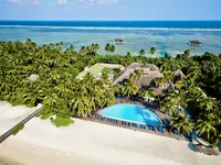 Widok z lotu ptaka na kompleks Medhufushi Island Resort