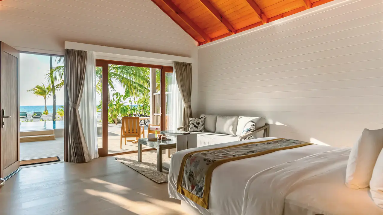 Jasny pokój z łóżkiem w Meeru Island Resort