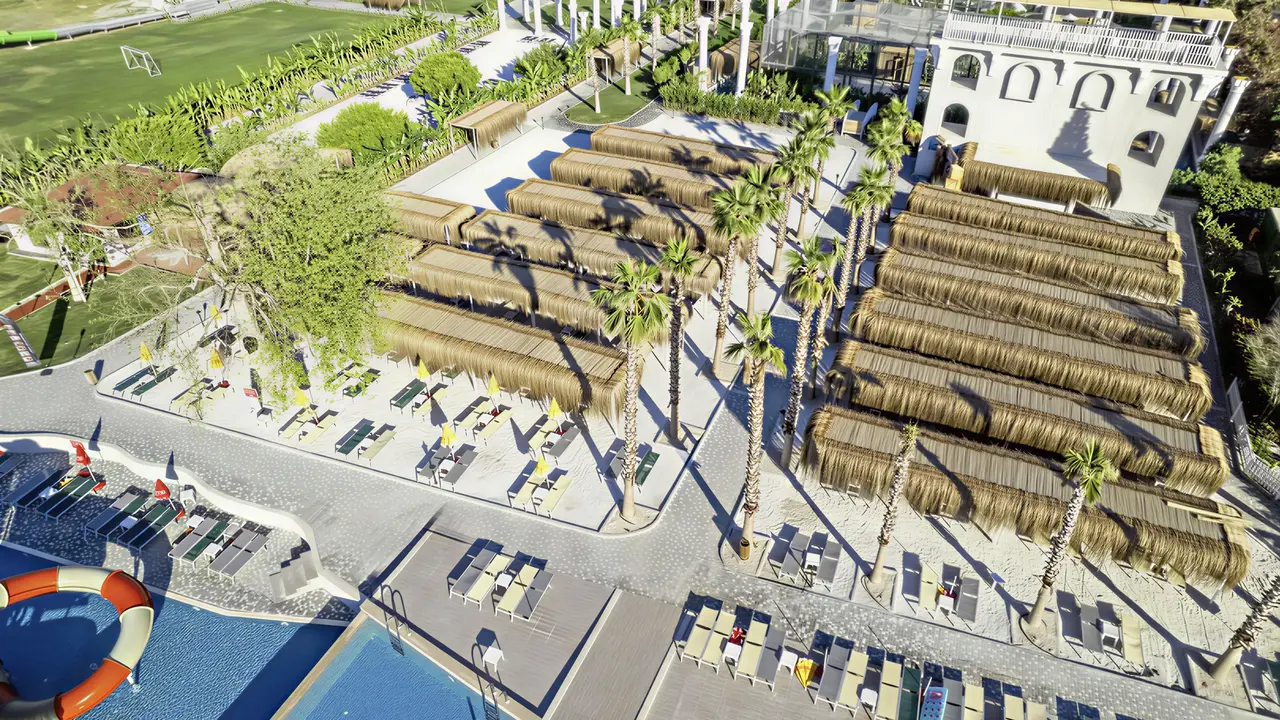 Widok na kompleks i tereny Miarosa Kemer Beach