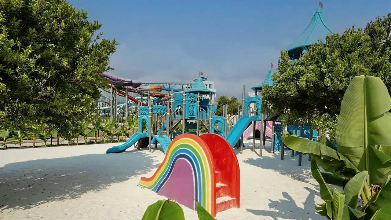 Kolorowy plac zabaw dla dzieci w Miarosa Kemer Beach
