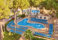 Widok na kompleks basenowy w MLL Palma Bay Club Resort