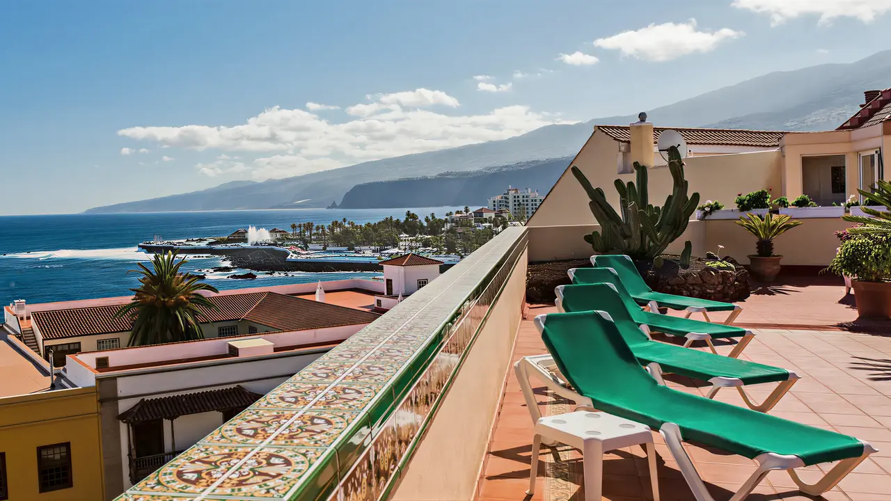 Taras z widokiem na morze w Monopol (Puerto de la Cruz)