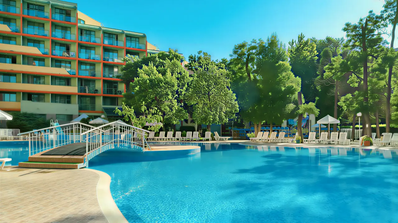 Basen w hotelu MPM Kalina Garden z leżakami