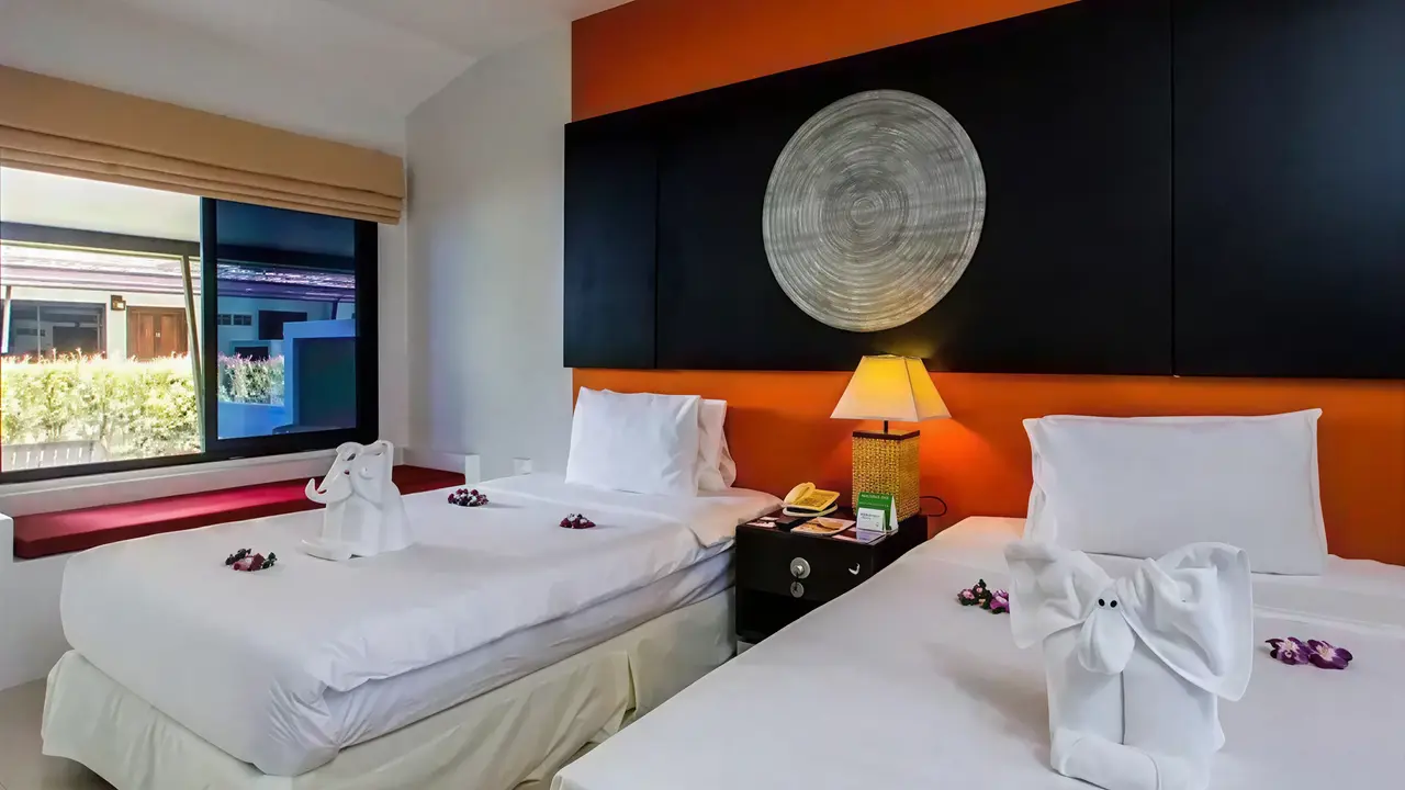 Pokój z dwoma łóżkami w Nai Yang Beach Resort