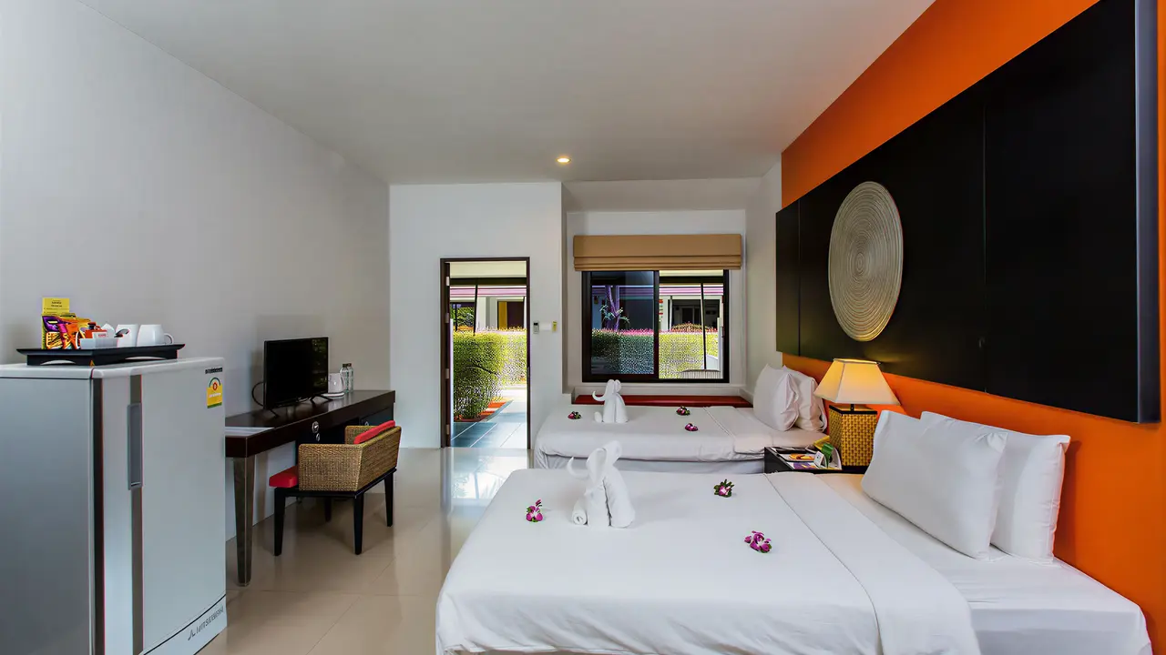 Pokój z łóżkami w hotelu Nai Yang Beach Resort