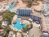 Widok z lotu ptaka na Narcissos Waterpark Resort