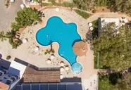 Widok z góry na kompleks Narcissos Waterpark Resort