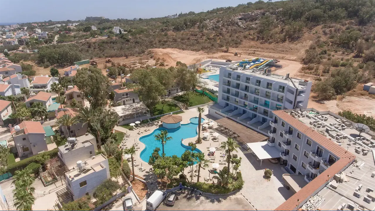 Widok z lotu ptaka na Narcissos Waterpark Resort