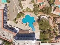 Widok z góry na kompleks Narcissos Waterpark Resort