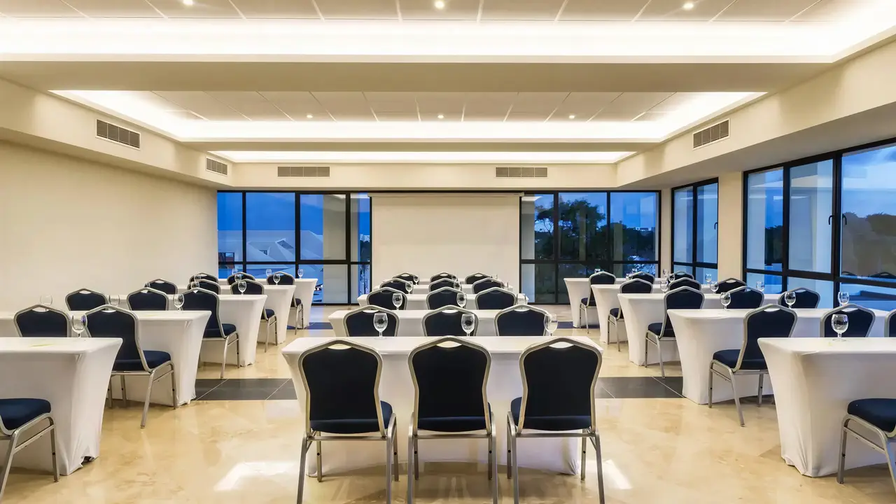 Sala konferencyjna w Ocean Riviera Paradise El Beso