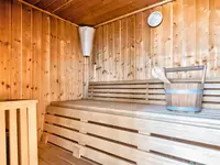 Drewniana sauna w hotelu Palia Maria Eugenia