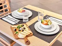 Nakryte do posiłku stoły w Palia Sa Coma Playa