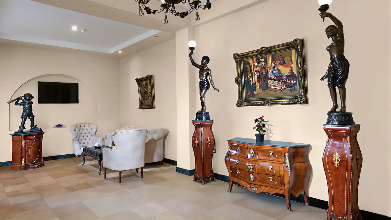 Elegancki salon wypoczynkowy w Panorama Bungalows El Gouna