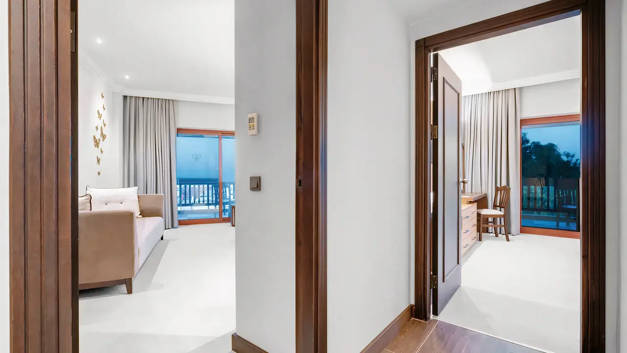 Wnętrze pokoju w hotelu Papillon Belvil