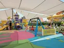 Kolorowy plac zabaw dla dzieci w Papillon Belvil