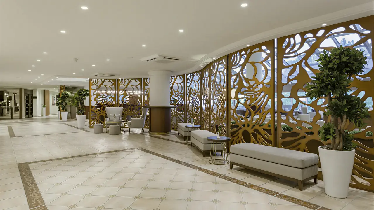 Nowoczesne wnętrze lobby w Papillon Belvil