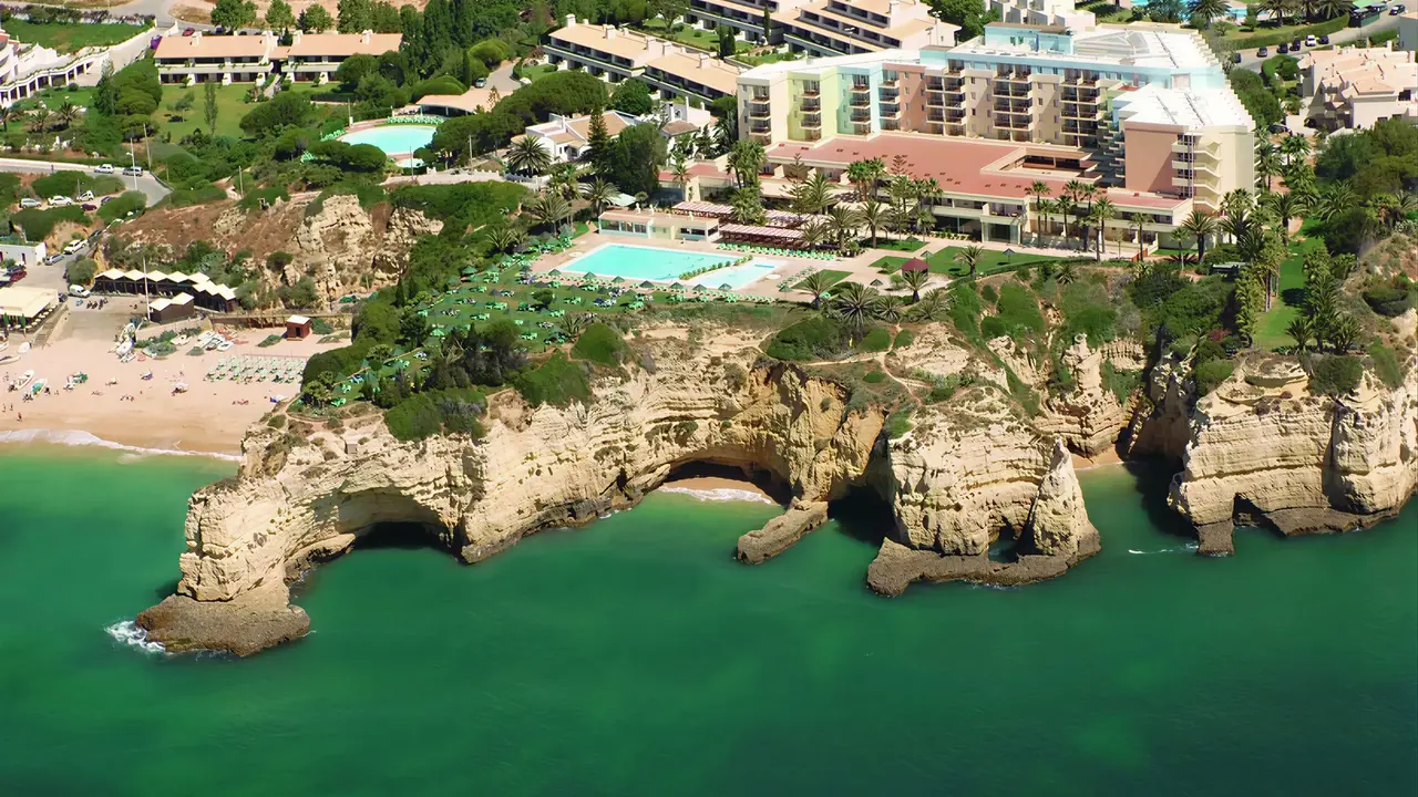 Widok z lotu ptaka na kompleks Pestana Viking