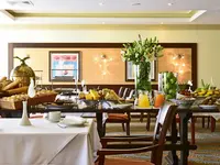 Bufet z jedzeniem w Pestana Viking