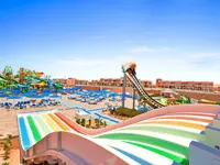 Zjeżdżalnie wodne w hotelu Pickalbatros Jungle Aqua Park Resort Neverland