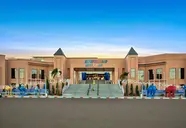 Elewacja i wejście do budynku Pickalbatros Jungle Aqua Park Resort Neverland