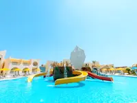 Zjeżdżalnie wodne w Pickalbatros Vita Resort Portofino