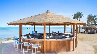 Bar plażowy w Pickalbatros Vita Resort Portofino