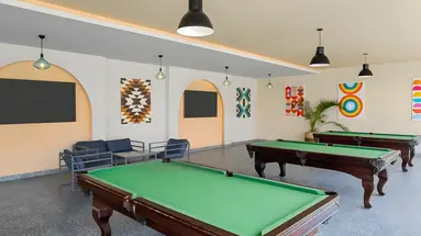 Sala z bilardem w Pickalbatros Vita Resort Portofino