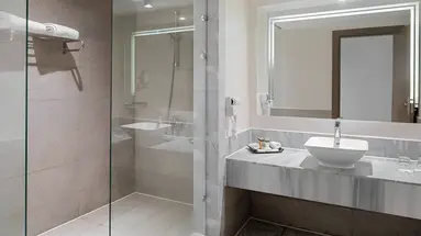 Łazienka w hotelu Pickalbatros Vita Resort Portofino