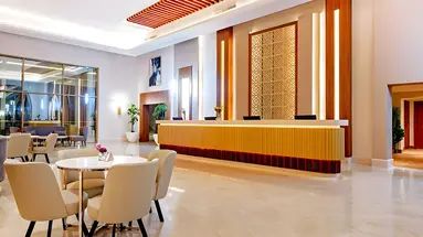 Recepcja i lobby w Pickalbatros Vita Resort Portofino