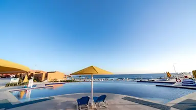 Basen przy hotelu Pickalbatros Vita Resort Portofino