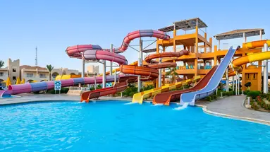 Zjeżdżalnie wodne w Pickalbatros Vita Resort Portofino