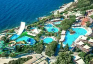 Widok z lotu ptaka na Pine Bay Holiday Resort