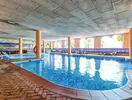 Kryty basen w hotelu Playacalida