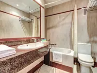 Łazienka w hotelu Playasol SPA