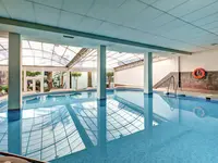 Kryty basen w hotelu Playasol SPA