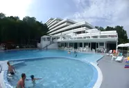 Basen przy hotelu Pliska
