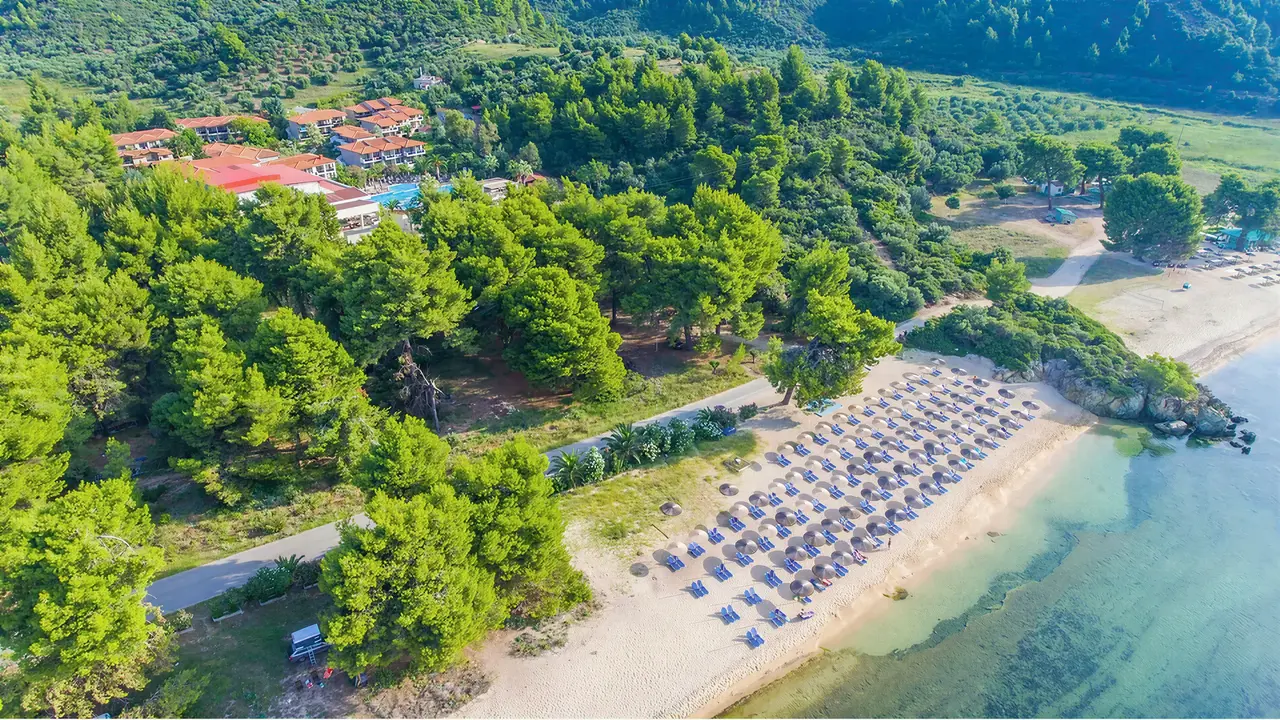 Widok z lotu ptaka na kompleks Poseidon Sea Resort