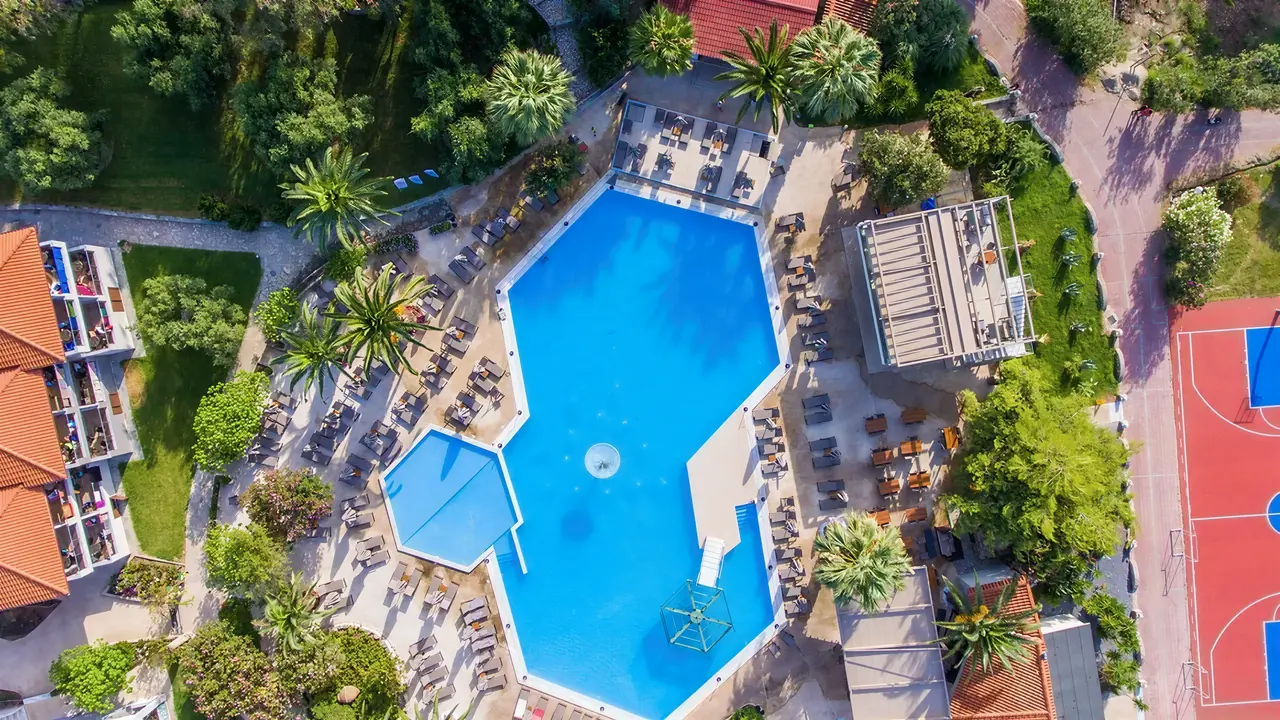 Widok z góry na kompleks Poseidon Sea Resort