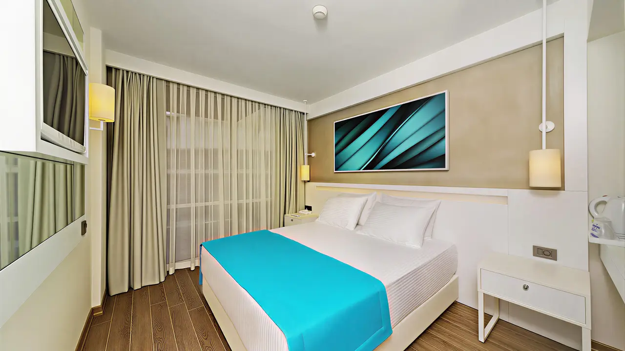 Nowoczesna sypialnia w hotelu Poseidon