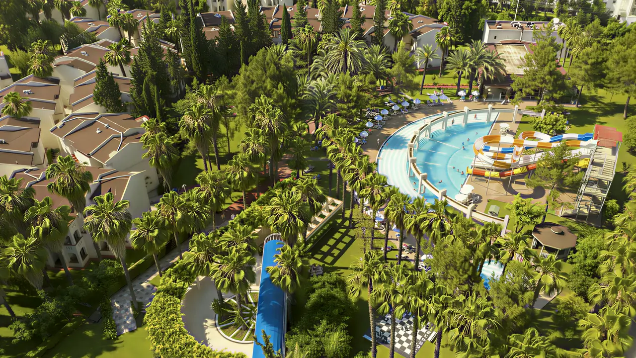 Widok z góry na kompleks Queens Park Resort Goynuk