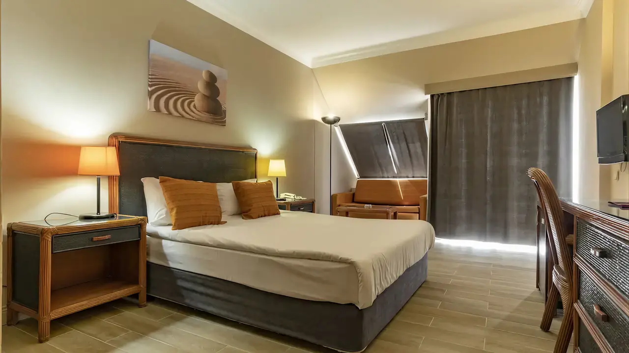 Przytulna sypialnia w Queens Park Resort Goynuk
