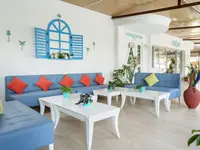 Wypoczynek w strefie lounge w Ramira Beach