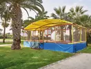 Trampolina dla dzieci w Richmond Ephesus Resort